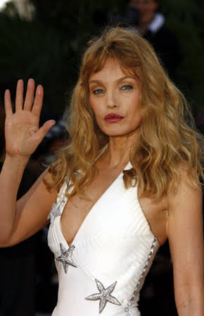 Arielle Dombasle as 
