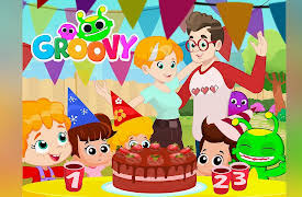 Groovy The Martian: A quarter of pizza | Happy birthday, Groovy! | Learning how to draw numbers