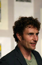 Euros Lyn som Director