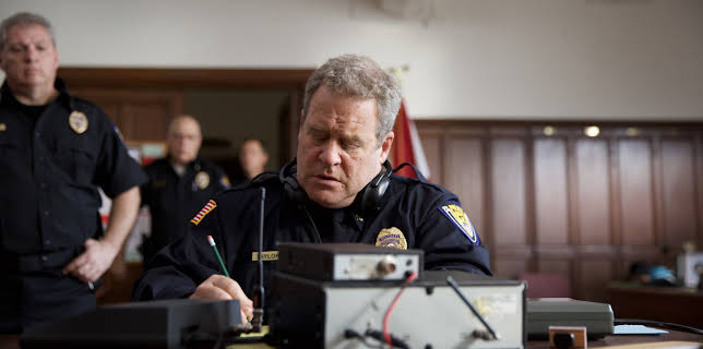 09:00: Shattered (S3 E5) (S3) | Investigation Discovery | 11/3 2025