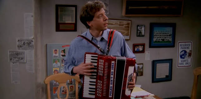 8:15 AM: Everybody Loves Raymond | Channel 4 | 11/27 2025