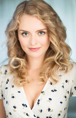 Andrea Brooks as Oakley Turner