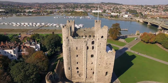 13:30: Wunderbauten der Geschichte | ZDFinfo | 3/19 2026