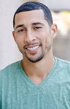 Michael James som Carlos