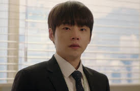 Kkondae Intern: Kkondae Intern Episode 12