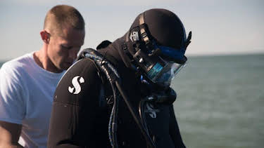 4:00 AM: Gold Divers (S6) | Discovery Channel | 8/14 2026