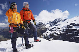 The Art of Critical Decision Making: Cognitive Biases