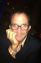 Buddy Enright som Director