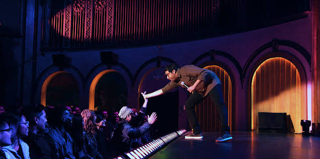 Hari Kondabolu: Warn Your Relatives (2018)