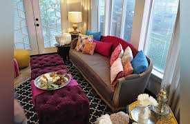 Mom Caves: Moroccan Lounge