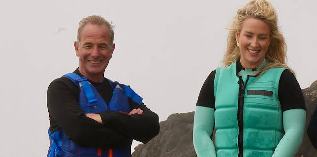 6:30 PM: Robson Green's Weekend Escapes (S4) | BBC Two | 1/14 2026