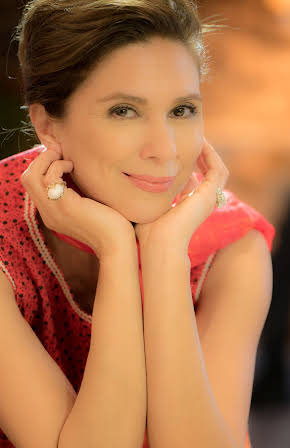 Shila Ommi as 