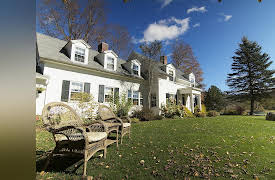 New House New Life, Season 1: Bed and Breakfast Dream