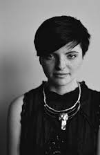 Charlie Storwick como 