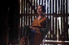 Mi Mundo season-1: Mi Mundo - Angela Aguilar