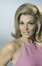 Nancy Kovack como Rose Sharon