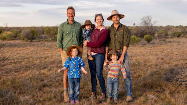 9:00 PM: Ben Fogle: New Lives in the Wild (S19 E4) (S19) | 5 Select | 7/24 2026