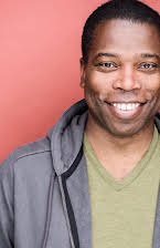 Regi Davis como Security Guard