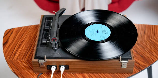 17:15: DDR genial | ZDFinfo | 11/3 2025