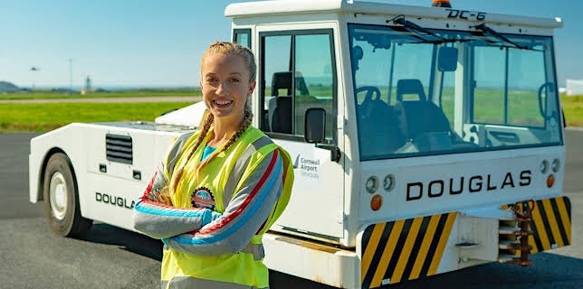 12:45 PM: Grace's Amazing Machines (S2) | Cbeebies | 11/19 2025