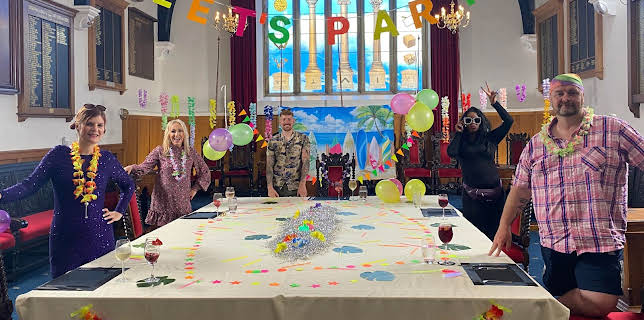 4:10 PM: Come Dine with Me | More 4 | 12/12 2025