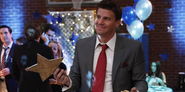 12:10: Bones (S5 E17) (S5) | Viasat Series | 11/28 2025