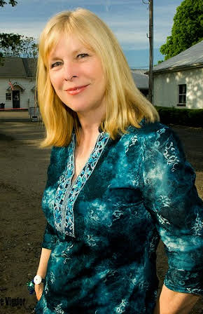 Candy Clark as 