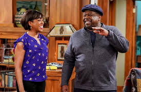 The Neighborhood, Season 1: Welcome to the Big Payback