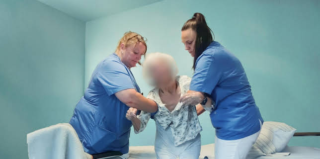 06:30: Altwerden unbezahlbar - Die Pflege vor dem Kollaps | Tagesschau 24 | 2/14 2026