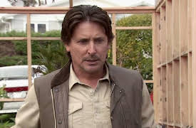 The Almighty Johnsons: You Gotta Love Life, Babe