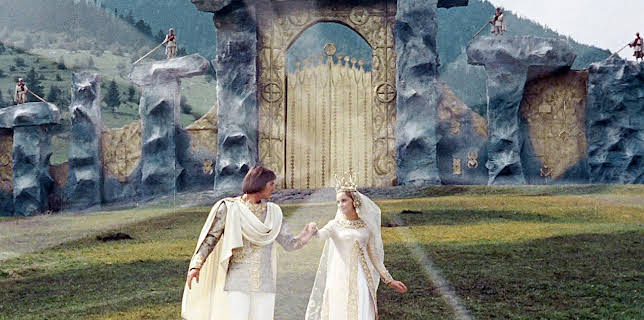 16:10: Das Schloss hinterm Regenbogen | RBB Fernsehen | 11/29 2025