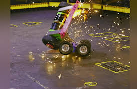 Battlebots: Bounty Hunters, Season 1: Cold as Ice