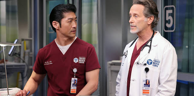 04:55: Chicago Med (S7 E19) (S7) | Viasat Series | 3/20 2026