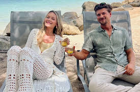 Seven Minutes: Kelli Berglund and Amadeus Serafini