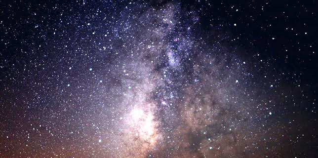 03:00: Geheimnisse des Firmaments | ZDFinfo | 12/15 2025