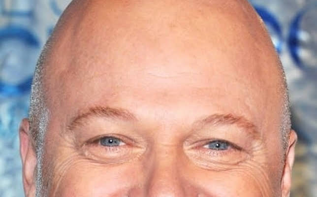 Michael Chiklis