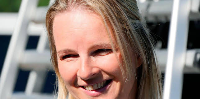 04:25: Gipfeltreffen | BR Fernsehen | 12/26 2025