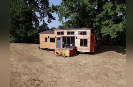 Tiny Luxury: Tiny Home, Big Family