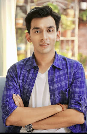 Ashrut Jain as 