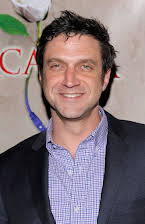 Raúl Esparza as Moreno