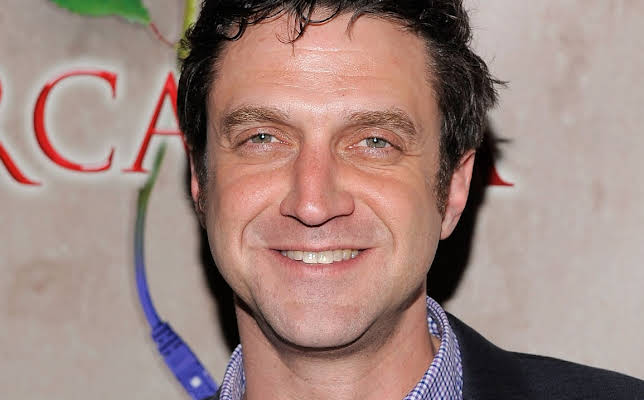 Raúl Esparza