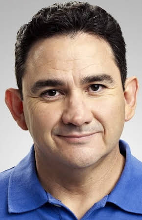 Valente Rodriguez as 