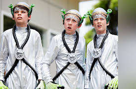 Little Lunch: The Top of the Fireman's Pole