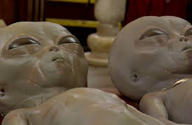 Auction Kings Season 1: Rolling Stones' SnookerTable/Aliens