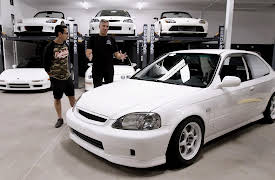 Super Street Garage, Season 1: We Build Nads His Dream Civic With a Mix of Era-Specific Mods