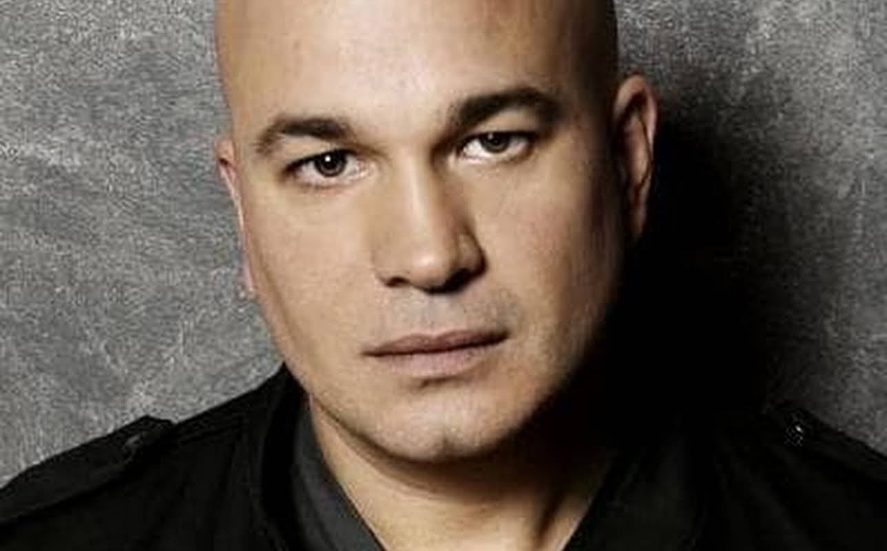 Robert Kelly