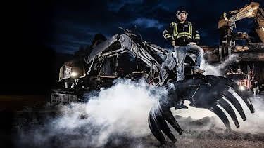 5:00 PM: Mud Mountain Haulers (S1 E7) (S1) | Paramount | 4/8 2026