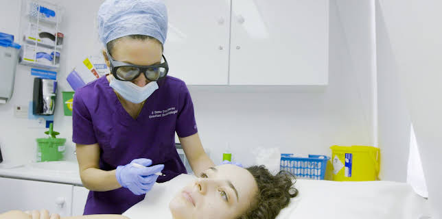 23:25: The Bad Skin Clinic (S2 E9) (S2) | TLC | 8/4 2025