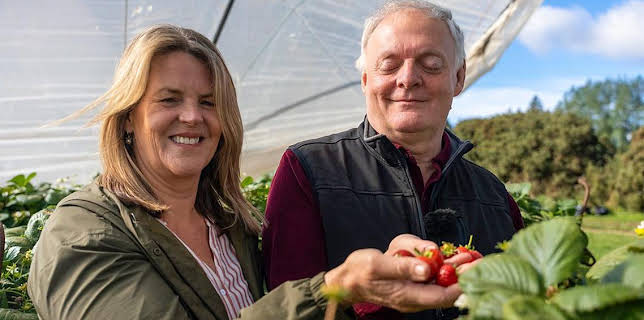 9:00 AM: My Kind of Town (S3) | BBC Two | 3/1 2026