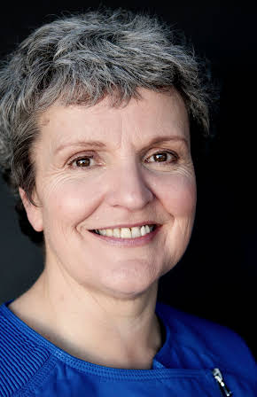 Rose Henderson as Woman #2